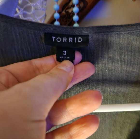 Torrid top - Picture 4 of 4
